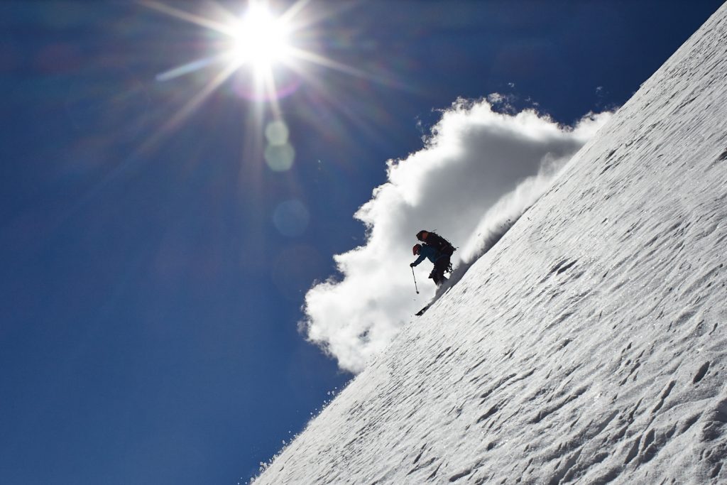 Ski - Cala Cimenti in Action. (Archivbild Felix Berg, am Pik Kommunismus, Tadschikistan in 2015)