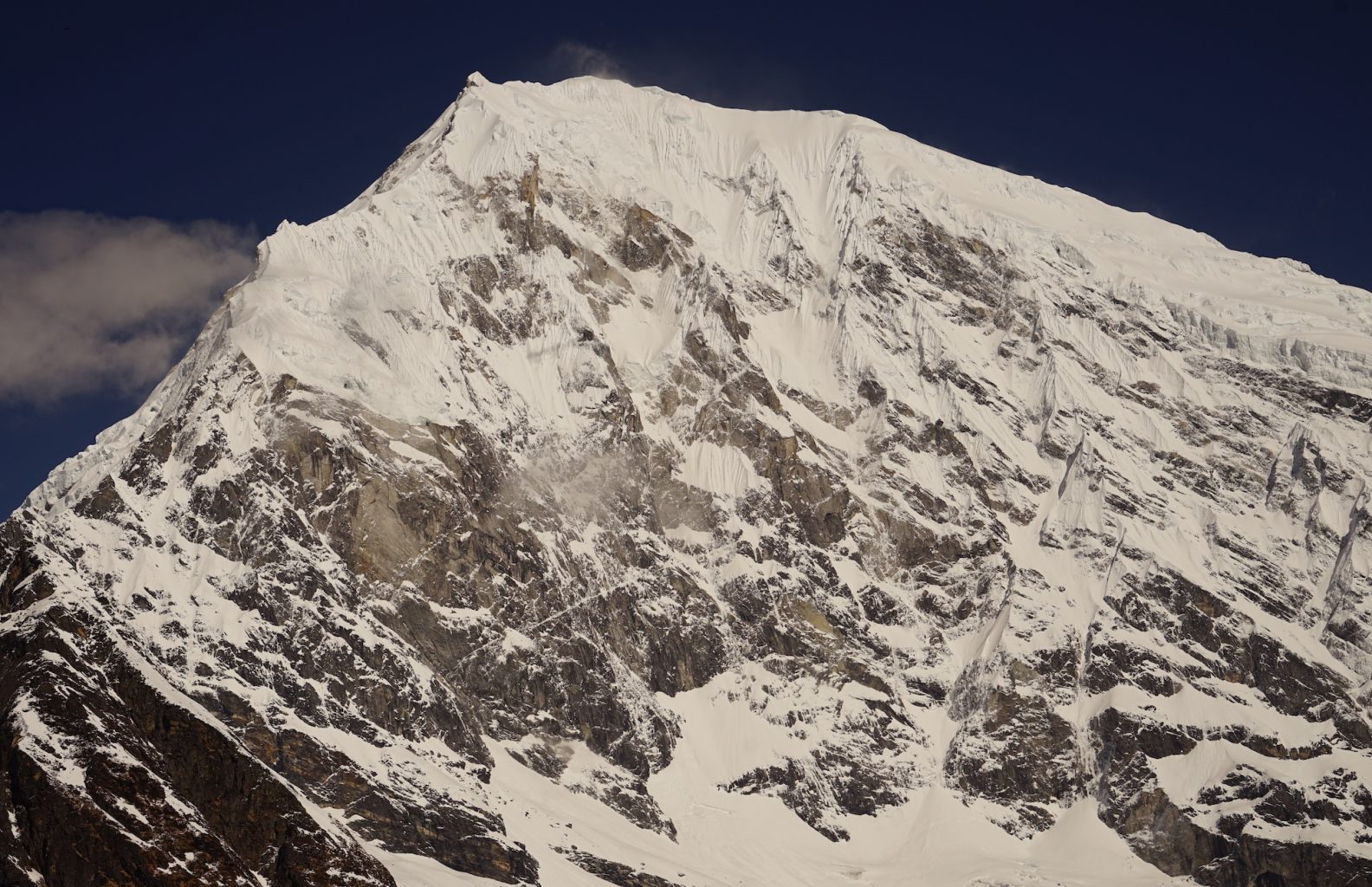 Langtang Lirung