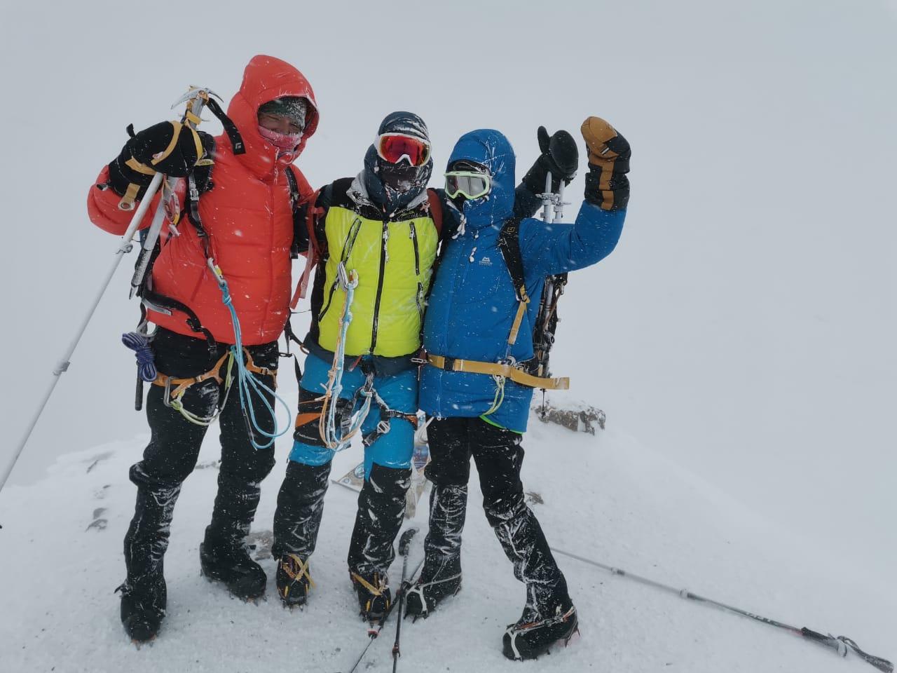Elbrus Summit & Mountaineers