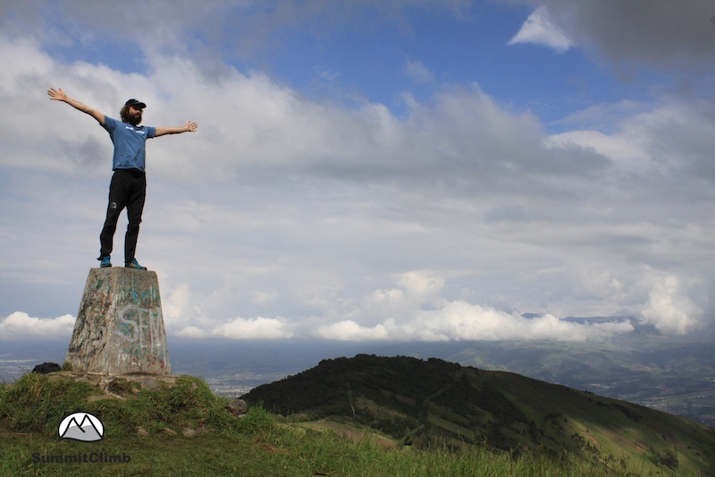 2014-12-Hill-Hiking-Quito
