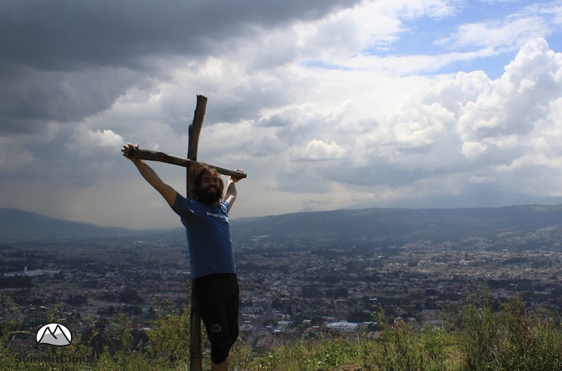 2014-12-Kreuzgang-Ecuador