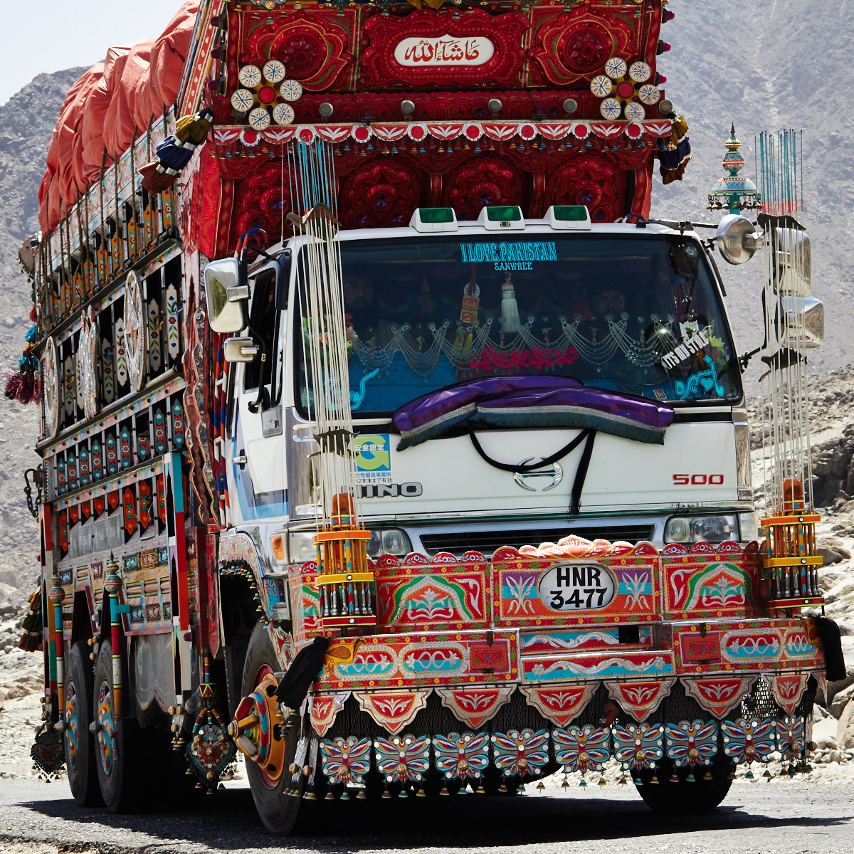 Pakistan-KKH-truck-picture-Felix-Berg