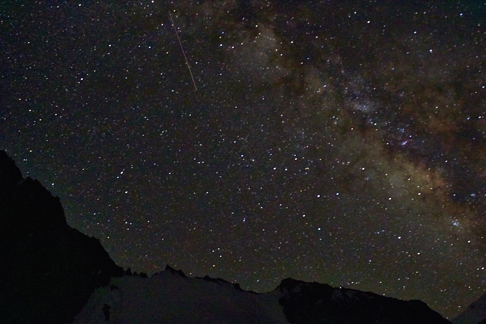 Pamir-Felix-Berg: Biwak in der Nacht, 5100m                             