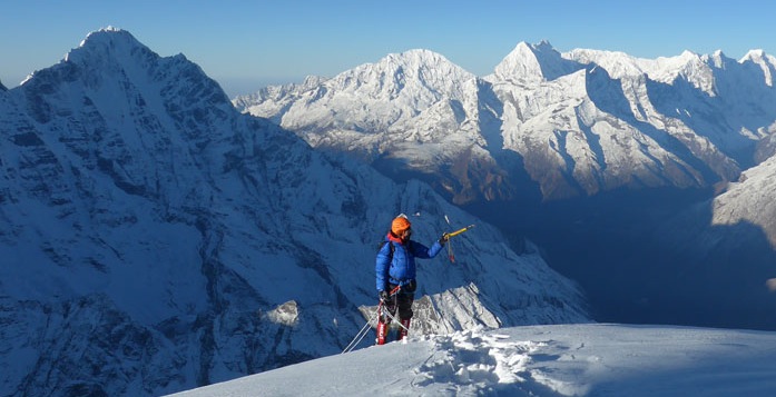 Ama-Dablam-Last-Meters   