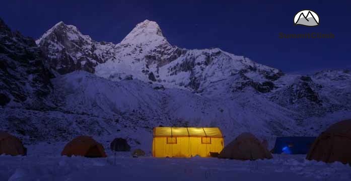 Ama-Dablam-Basecamp   