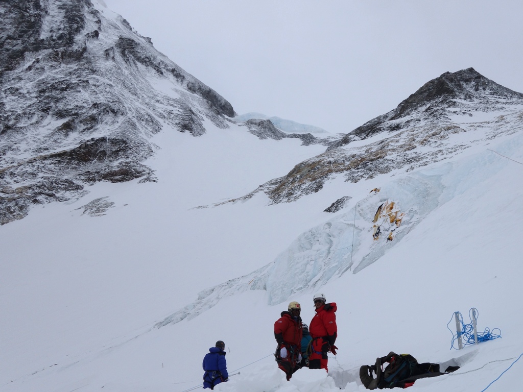 04 Looking from camp 3 up the Geneva Spur to South Col. Franz Ruehrlinger Photo 
