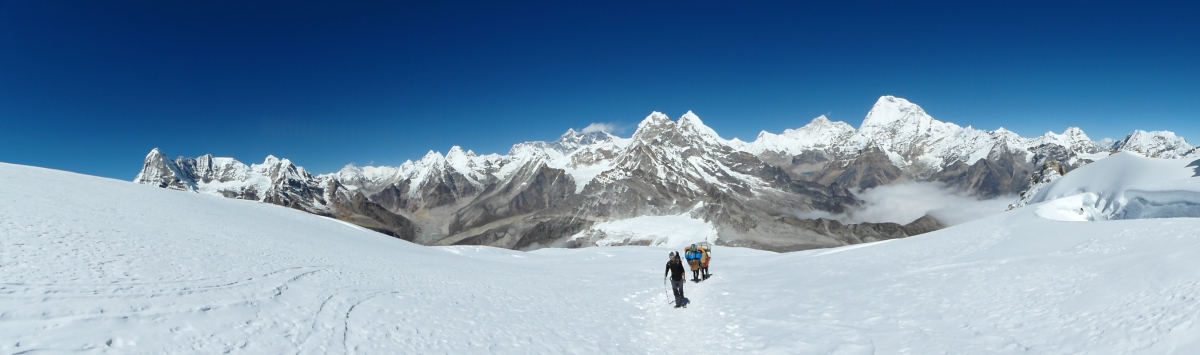 SummitClimb Panaromic view from Mera High camp   