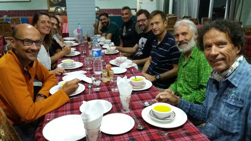 Broad-Peak-2017-group-Oscar-Cadiach