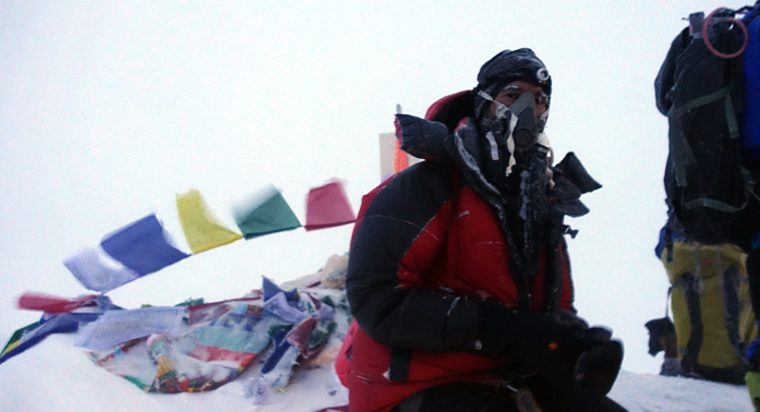 Everest-Nord-Hubert-Klaus-at-the-summit-of-Everest-from-North-side (c) Hubert Klaus