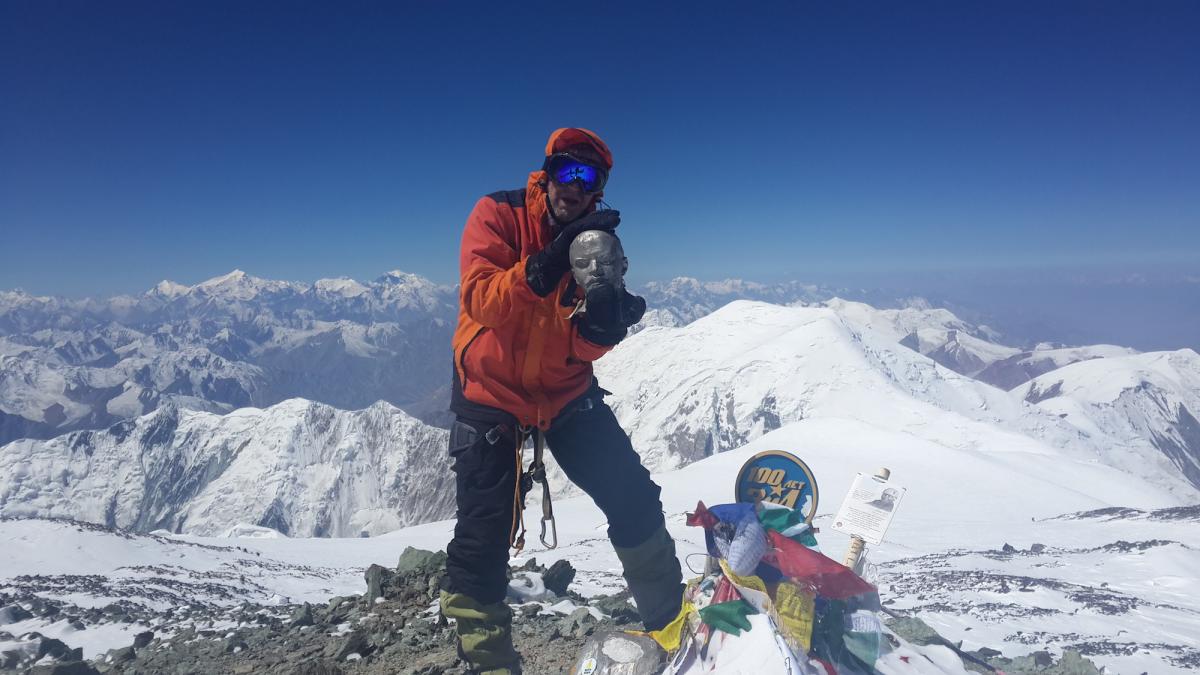 SummitClimb Pik Lenin 7 juergen lenin head