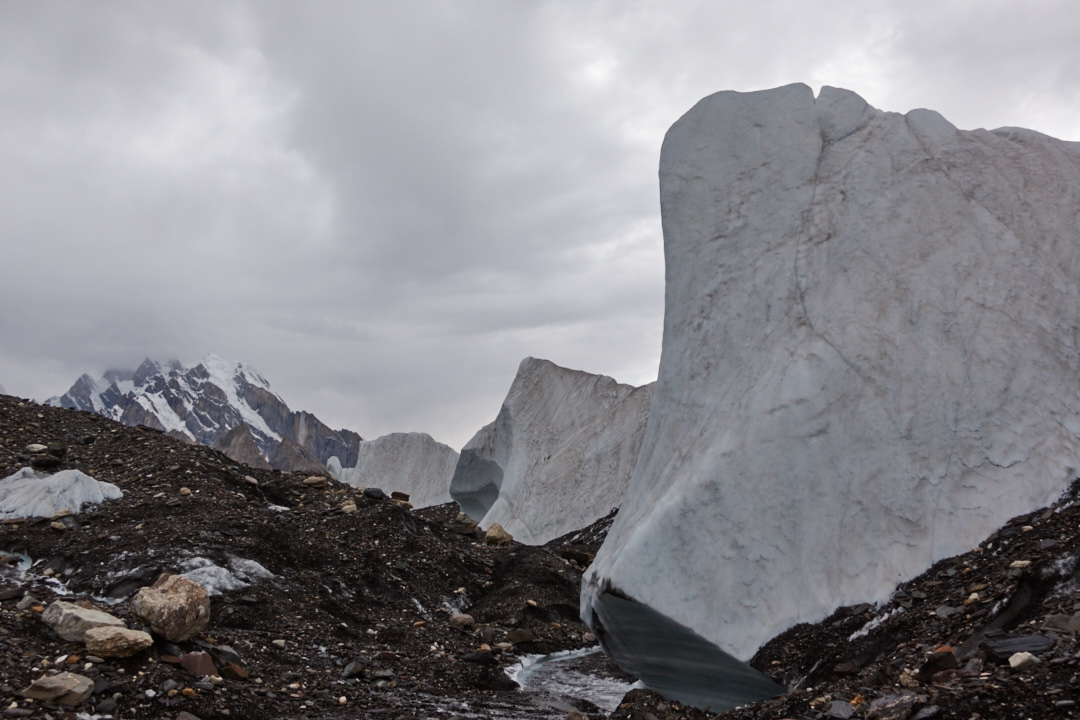 Baltoro-Approach-Muztagh-Tower-2016                