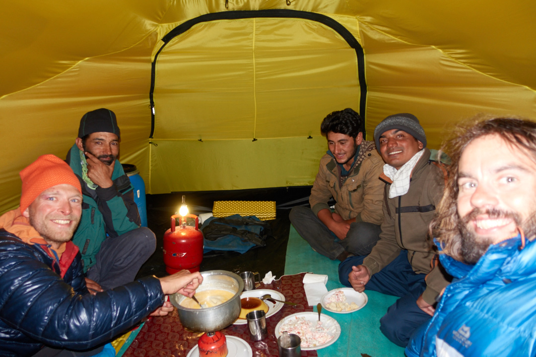 Muztagh-Tower-2016 - basecamp team    